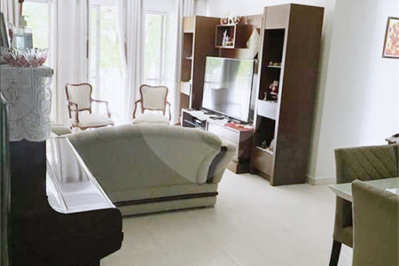 Apartamento à venda com 3 quartos, sendo 1 suíte, em Vila Paulicéia, São Paulo, SP