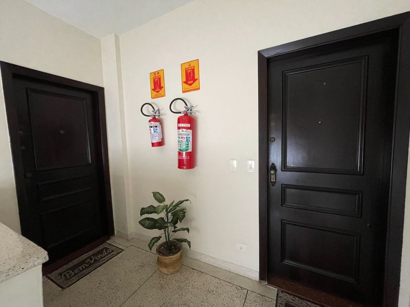 Excelente Apartamento com 3 dormitórios à venda, 100 m² por R$ 610.000 - Campo Grande - Santos/SP