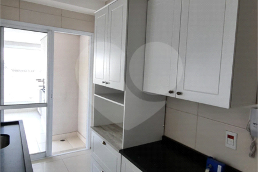 Apartamento à venda com 3 suítes em Santa Teresinha, São Paulo, SP