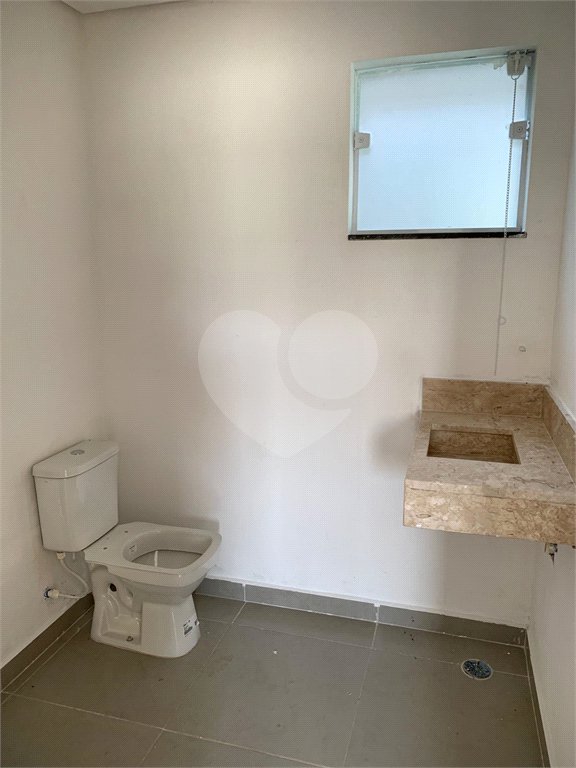 Sobrado à venda com 2 suítes em Residencial Jardins da Catalunha, Atibaia, SP