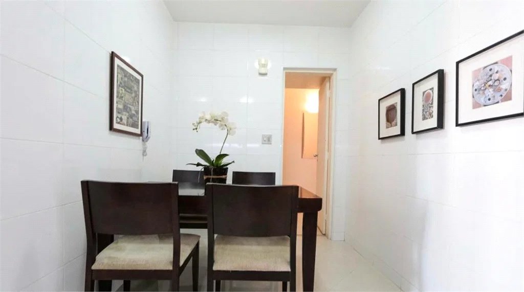 Apartamento à venda com 3 suítes em Vila Morumbi, São Paulo, SP