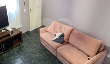 Sobrado à venda com 2 quartos em Tremembé, São Paulo, SP
