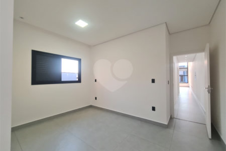 Casa à venda com 3 quartos, sendo 1 suíte, no condomínio Reserva Ipanema I, Sorocaba - SP