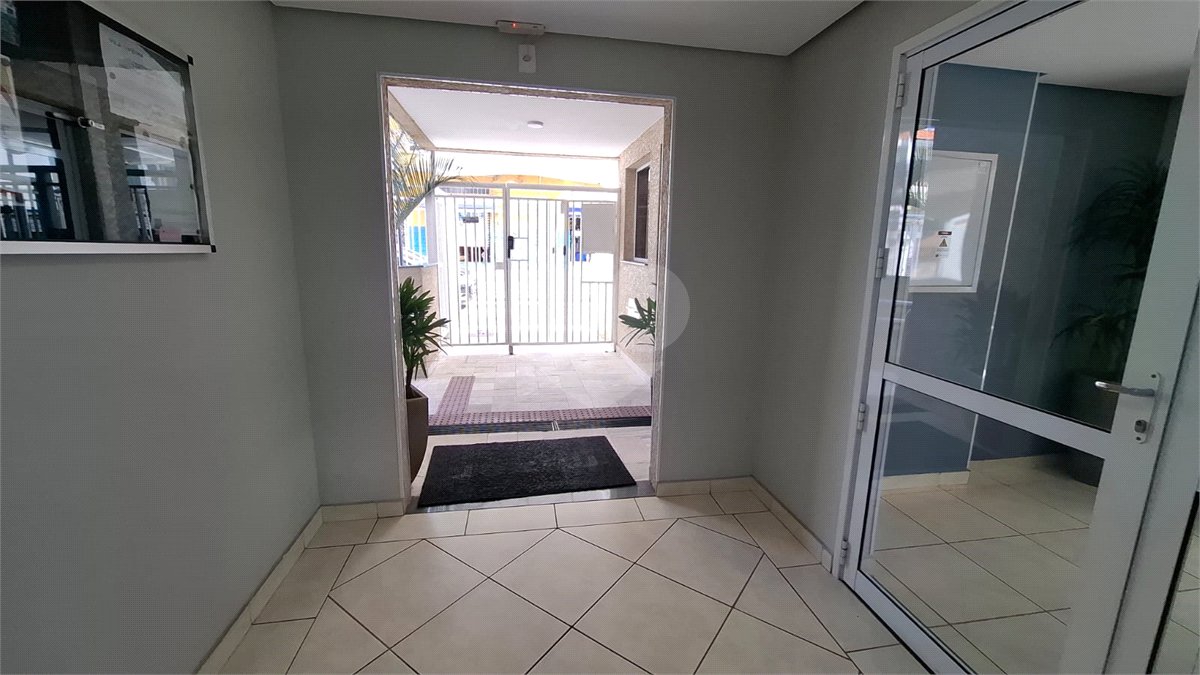 Apartamento à venda ou para alugar com 2 quartos em Parque Vitória, São Paulo, SP