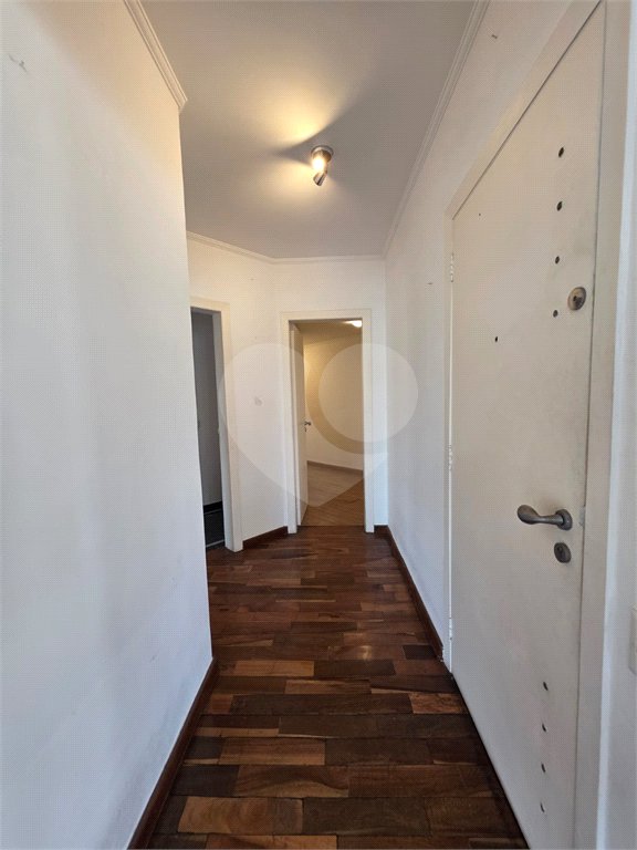 Apartamento à venda com 3 suítes em Vila Uberabinha, São Paulo, SP