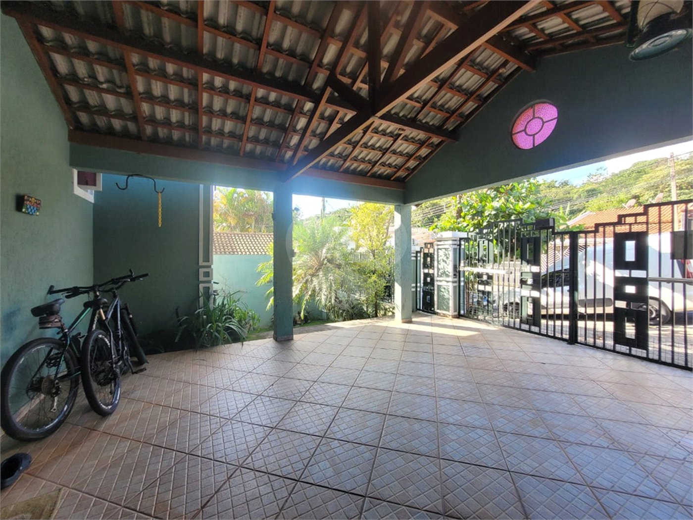 Casa à venda com 3 quartos, sendo 1 suíte, em Itapetinga, Atibaia, SP