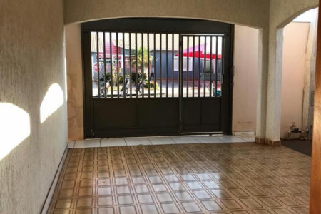 Casa à venda com 3 quartos em Colinos, Três Lagoas, MS