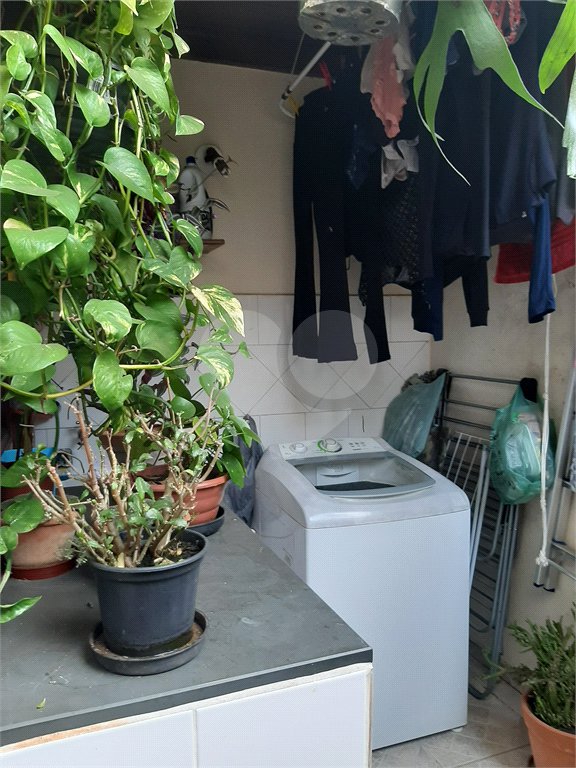 Casa à venda com 3 quartos, sendo 1 suíte, no condomínio Barbará II, São Paulo - SP