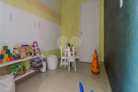 Apartamento à venda com 2 quartos em Cambuci, São Paulo, SP