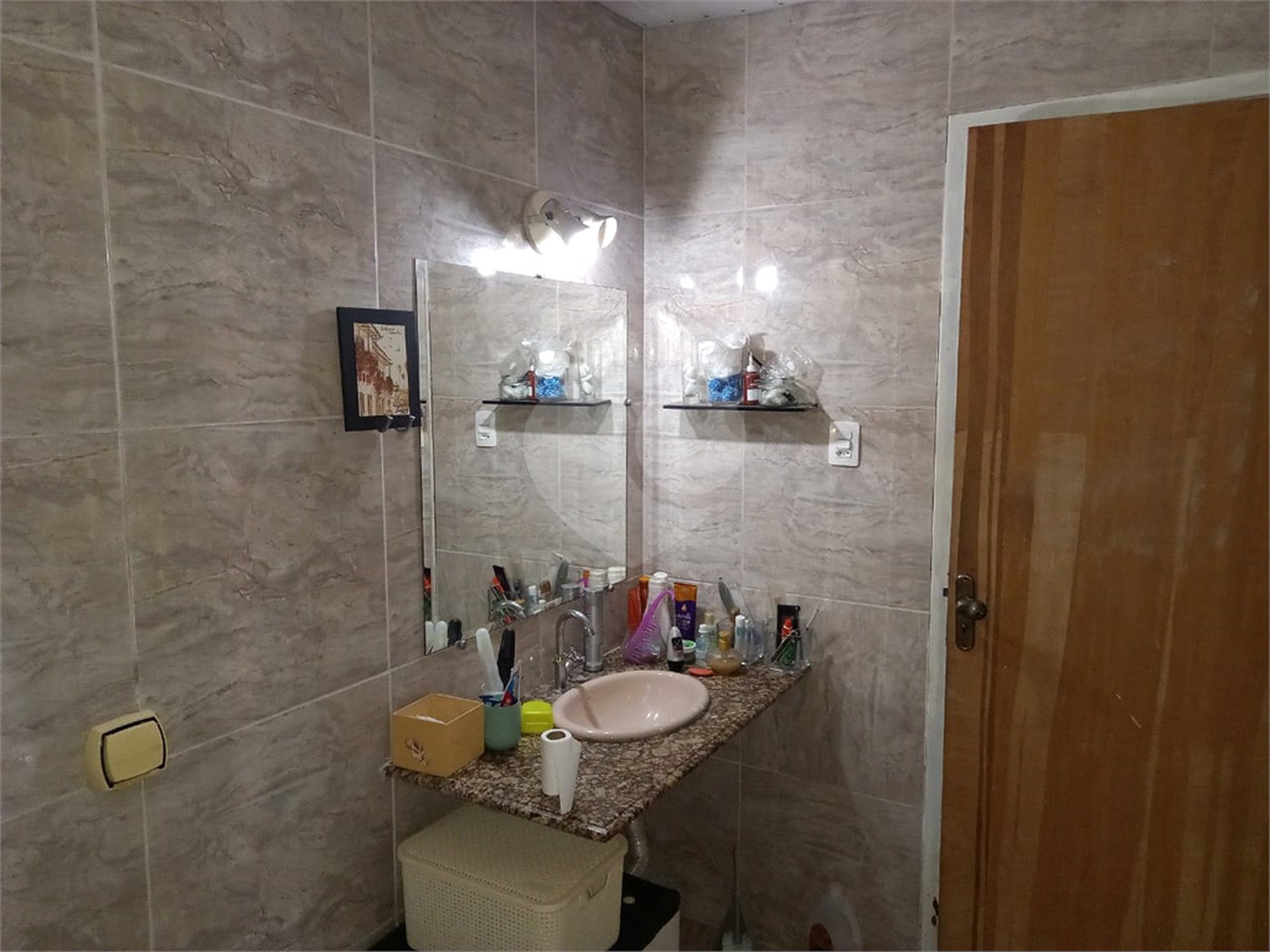 Casa à venda com 4 quartos, sendo 1 suíte, em Campo Grande, Rio de Janeiro, RJ