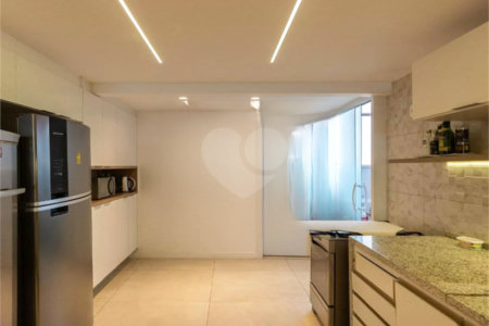 Apartamento à venda com 3 quartos, sendo 2 suítes, em Tijuca, Rio de Janeiro, RJ