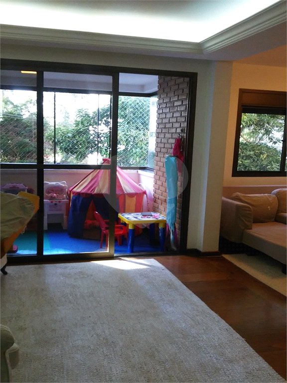 Apartamento à venda com 3 quartos, sendo 1 suíte, em Jardim Vitória Régia, São Paulo, SP