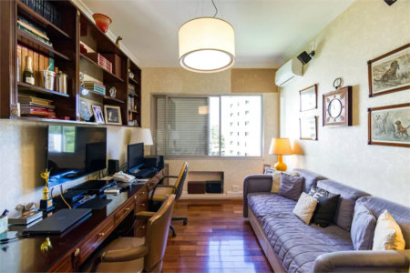 Apartamento à venda com 4 quartos, sendo 2 suítes, em Real Parque, São Paulo, SP