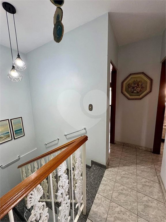 Sobrado à venda com 4 quartos, sendo 1 suíte,  em Vila Cleonice, São Paulo, SP