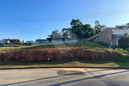 Terreno à venda no condomínio Villaggio Paradiso, Itatiba - SP