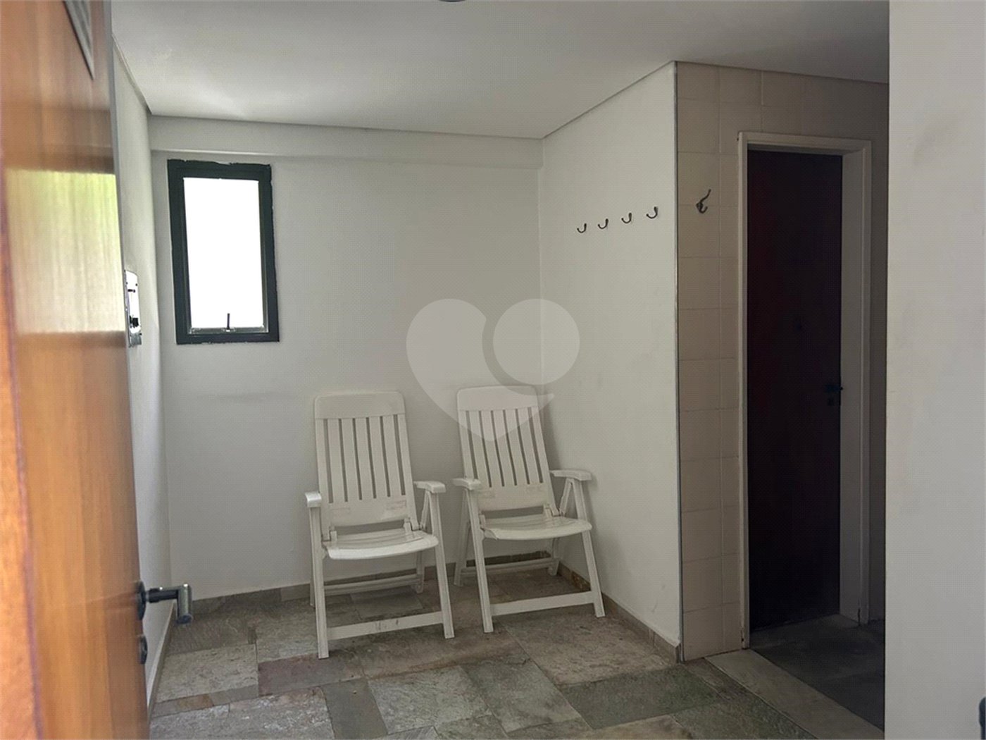 Apartamento para alugar com 3 quartos, sendo 1 suíte,  em Pinheiros, São Paulo, SP