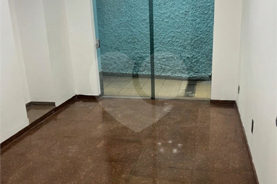 Sobrado à venda com 4 quartos, sendo 3 suítes, em Santana, São Paulo, SP