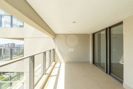 Apartamento à venda com 4 quartos, sendo 3 suítes, em Campo Belo, São Paulo, SP