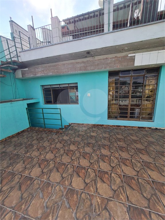 Casa à venda com 6 quartos em Vila dos Remédios, São Paulo, SP