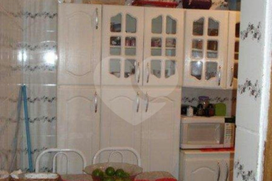 Sobrado à venda com 5 quartos, sendo 1 suíte, em Interlagos, São Paulo, SP