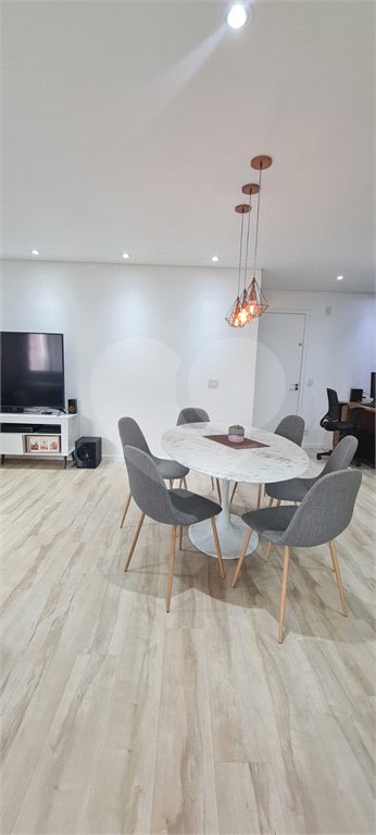 Apartamento à venda com 2 quartos, sendo 1 suíte,  em Barra Funda, São Paulo, SP