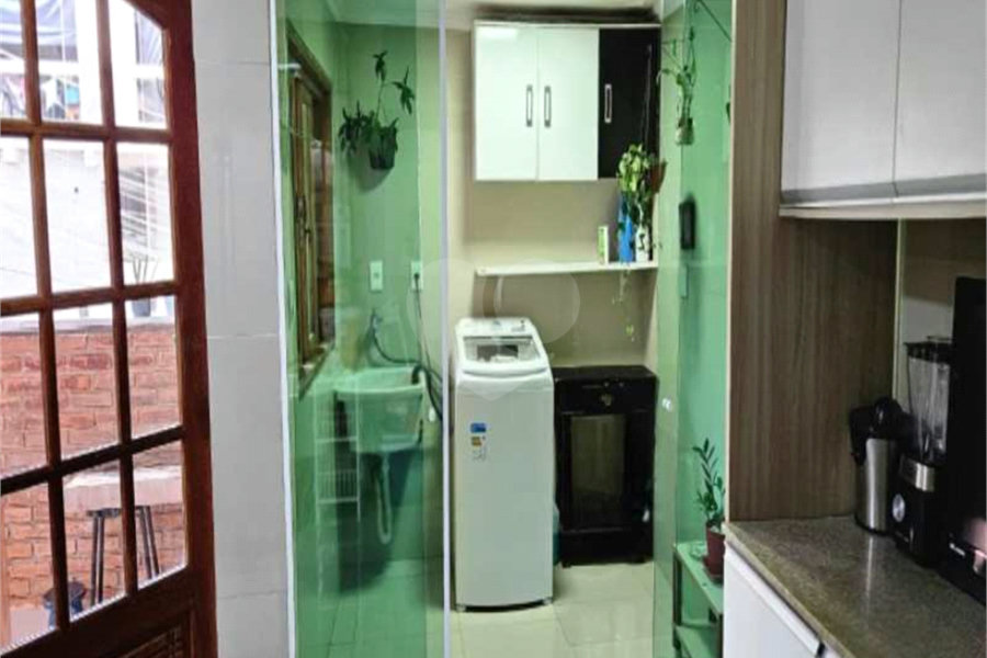 Sobrado à venda com 3 quartos, sendo 1 suíte, em Jardim Peri, São Paulo, SP