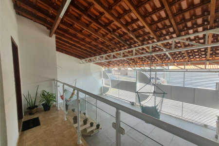 Casa Térrea à venda com 2 quartos, sendo 1 suíte,  em Jardim Wanel Ville V, Sorocaba, SP