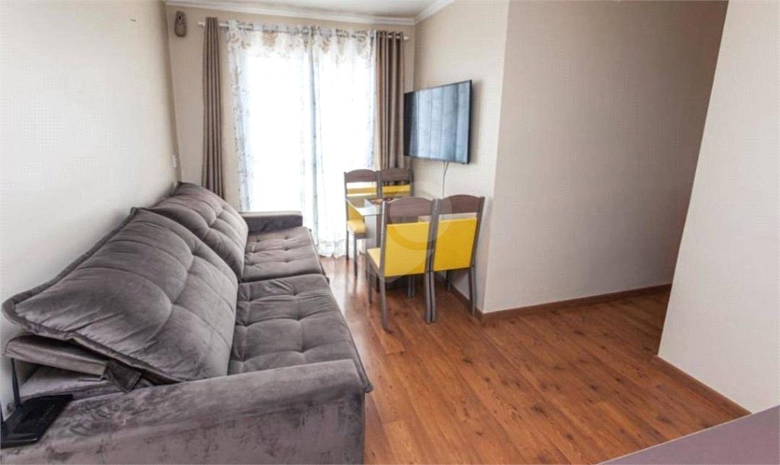 Apartamento à venda com 2 quartos em Jardim Ísis, Cotia, SP