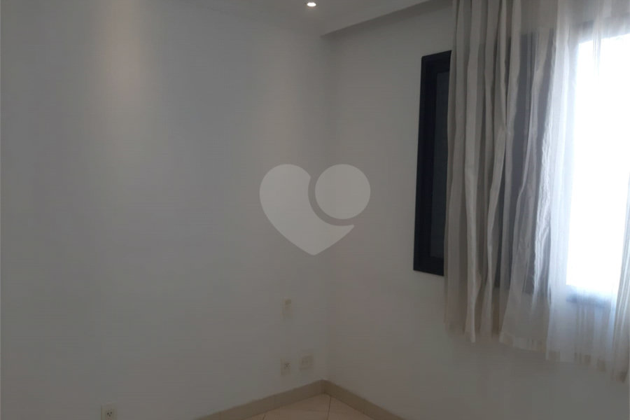 Apartamento à venda com 3 quartos, sendo 1 suíte,  em Santana, São Paulo, SP