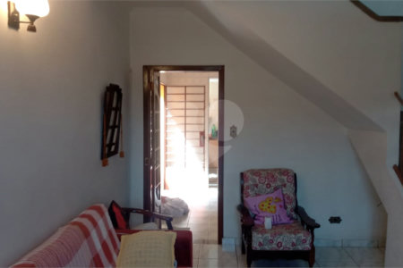 Casa à venda com 3 quartos, sendo 1 suíte, em Vila Medeiros, São Paulo, SP