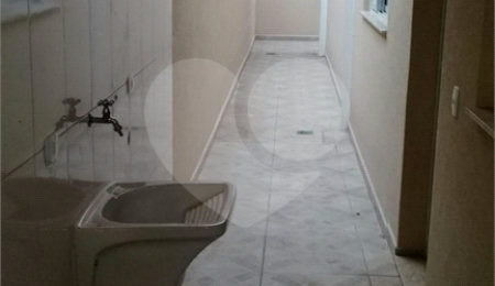 Casa à venda com 2 quartos, sendo 1 suíte, em Jardim Imperial, Atibaia, SP