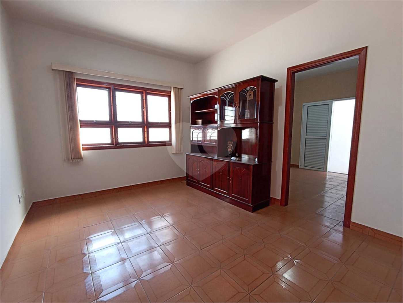 Casa à venda com 6 quartos, sendo 2 suítes, no Centro, Itapetininga, SP