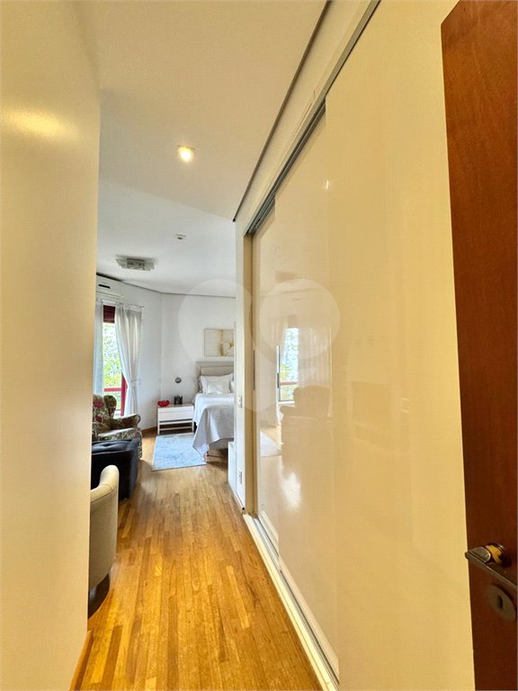Apartamento à venda com 4 suítes em Vila Suzana, São Paulo, SP