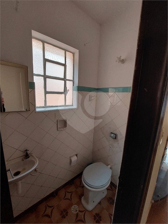 Sobrado à venda com 3 quartos em Vila Gumercindo, São Paulo, SP