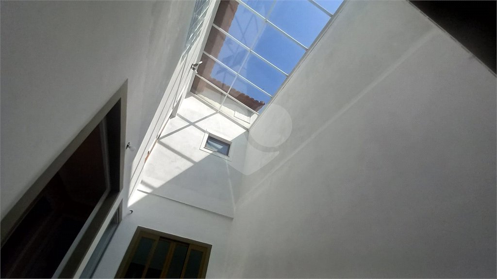 Sobrado à venda com 4 quartos, sendo 2 suítes, em Tremembé, São Paulo, SP
