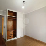 Apartamento à venda com 3 quartos, sendo 1 suíte,  em Vila Uberabinha, São Paulo, SP