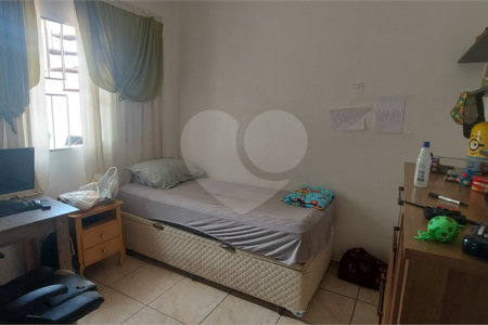 Casa à venda com 3 quartos, sendo 1 suíte, em Vila Jardini, Sorocaba, SP