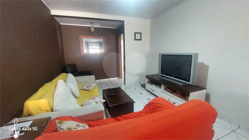 Casa à venda com 3 quartos, sendo 2 suítes, em Moinho, Mairiporã, SP