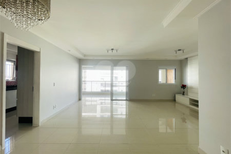 Apartamento à venda com 3 suítes no Centro, São Bernardo do Campo, SP