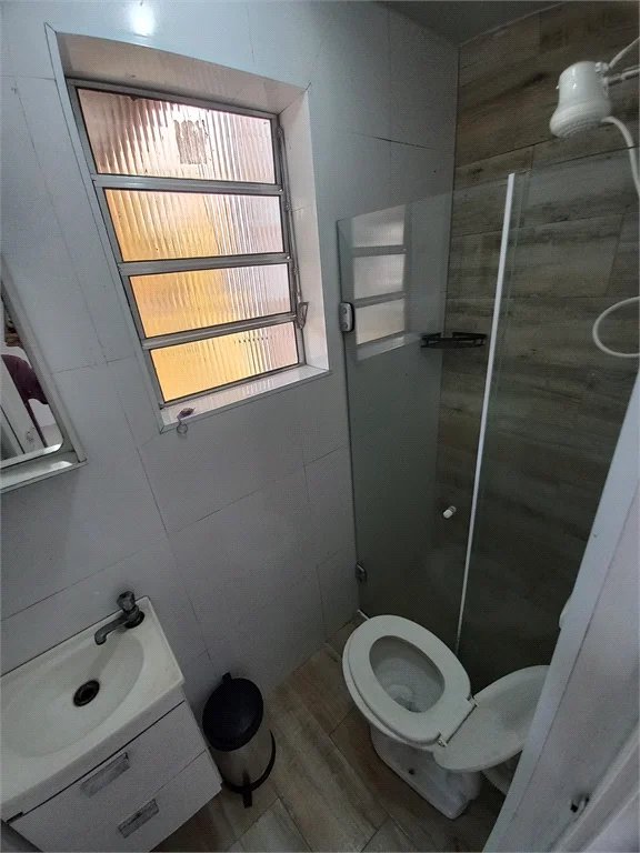 Casa à venda com 5 quartos, sendo 1 suíte, em Jardim Novo Taboão, São Paulo, SP