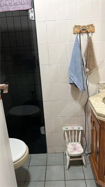 Apartamento à venda com 3 quartos, sendo 1 suíte, em Jardim das Acácias, São Paulo, SP