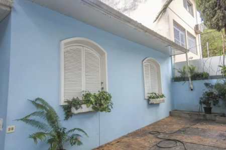 Casa Térrea à venda com 4 quartos, sendo 2 suítes,  em Jardim das Bandeiras, São Paulo, SP