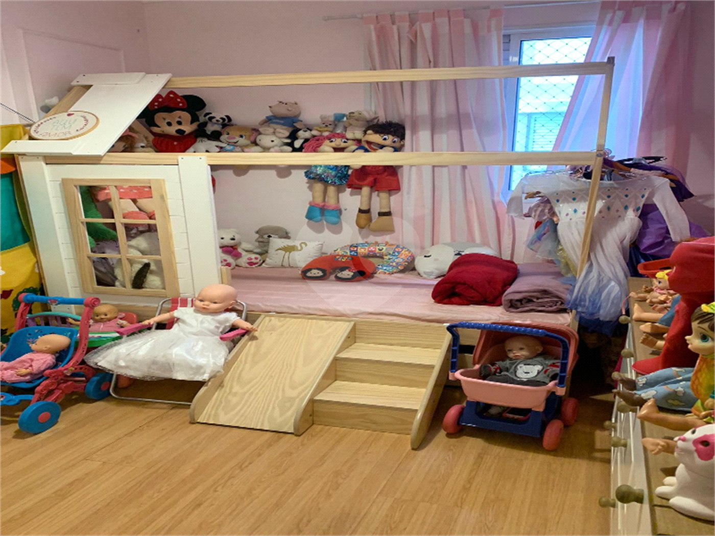 Apartamento à venda com 3 quartos, sendo 2 suítes, em Cidade São Francisco, São Paulo, SP