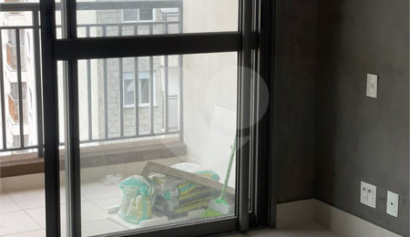 Apartamento à venda com 1 suíte em Parada Inglesa, São Paulo, SP