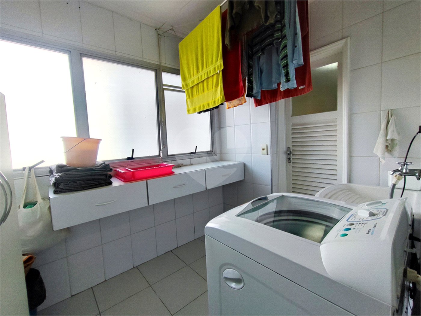 Apartamento à venda com 3 quartos, sendo 1 suíte, em Alto da Boa Vista, São Paulo, SP
