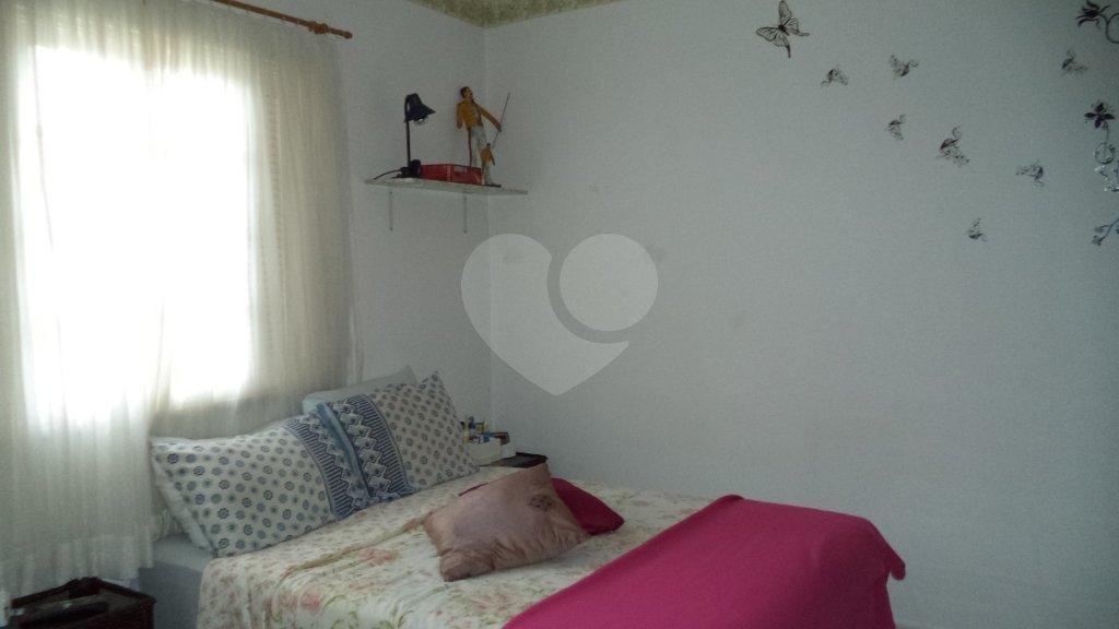 Casa à venda com 5 quartos, sendo 1 suíte, em Vila Mazzei, São Paulo, SP