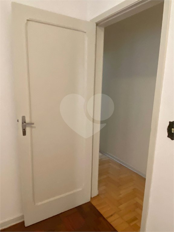 Casa à venda com 3 quartos em Campo Grande, São Paulo, SP