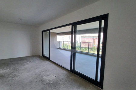 Apartamento à venda com 4 quartos, sendo 3 suítes, em Água Branca, São Paulo, SP