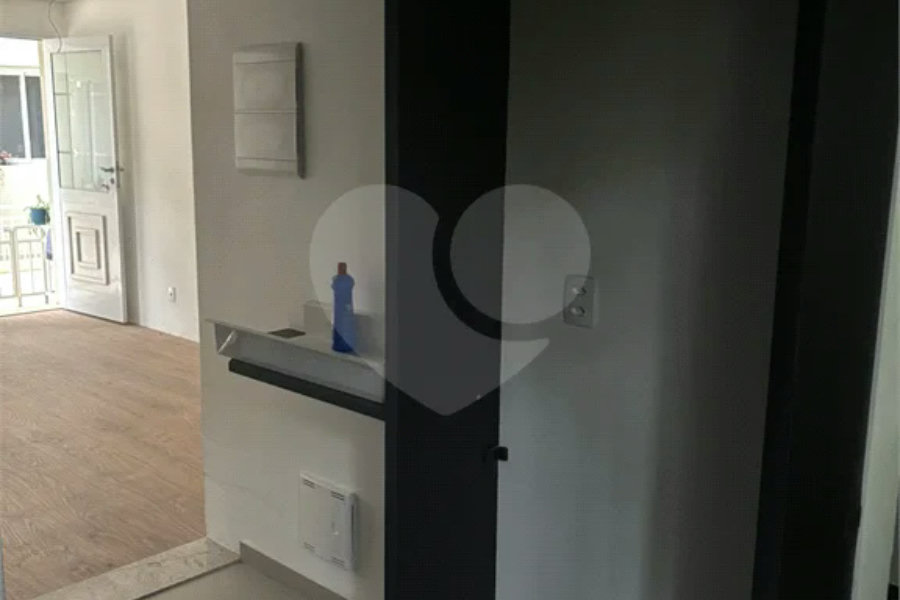 Casa à venda com 2 suítes no condomínio Cântaros da Serra, São Paulo - SP