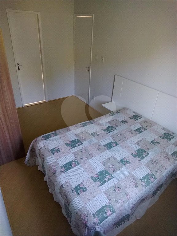 Casa à venda com 2 quartos, sendo 1 suíte, no condomínio Residencial Villa Nostra, Cotia - SP